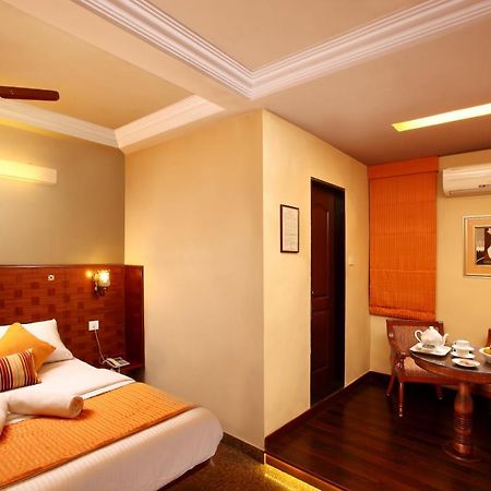Hotel Rajdhani Panadzsi Kültér fotó